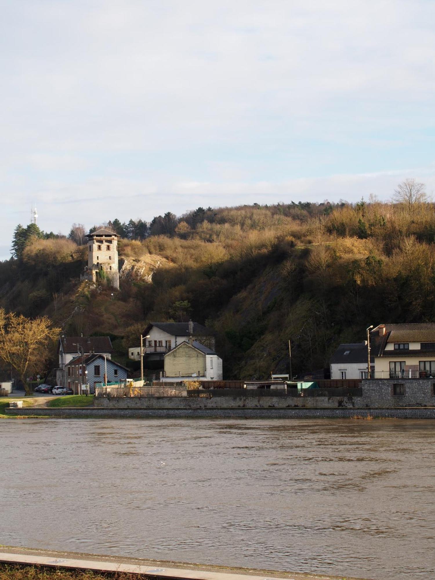 Hotel Val Saint Hilaire Givet Oda fotoğraf